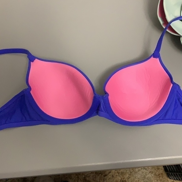 pink Victoria’s Secret lightly lined wear every - Picture 4 of 6